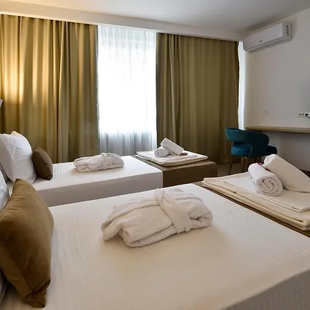Ξενοδοχείο Sumadija 4*